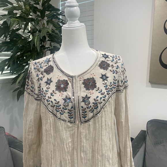 Zara Jacket - Picture 2 of 4